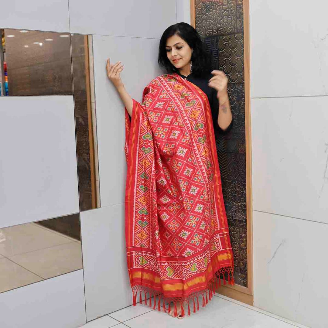 Pure Silk Handloom Double Ikkat Patan Patola Duppatta Light Red